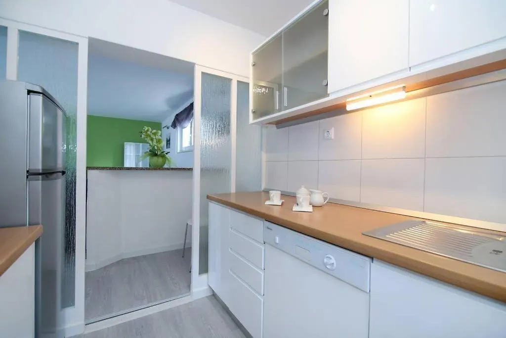 L&V Apartment Split 0*,  Croatia