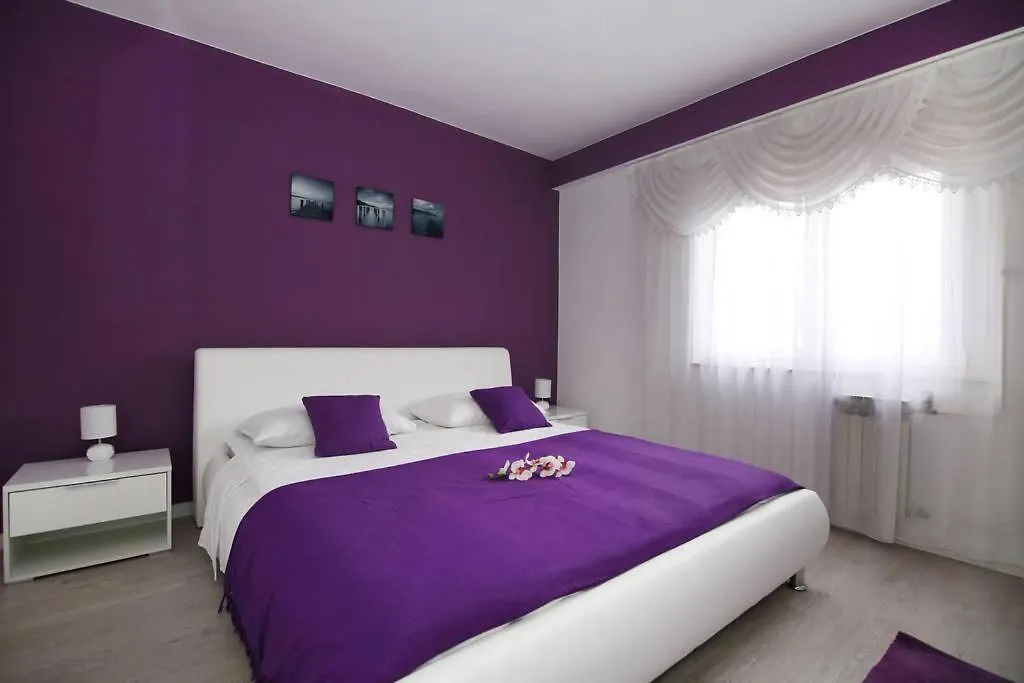 L&V Apartment Сплит 0*,